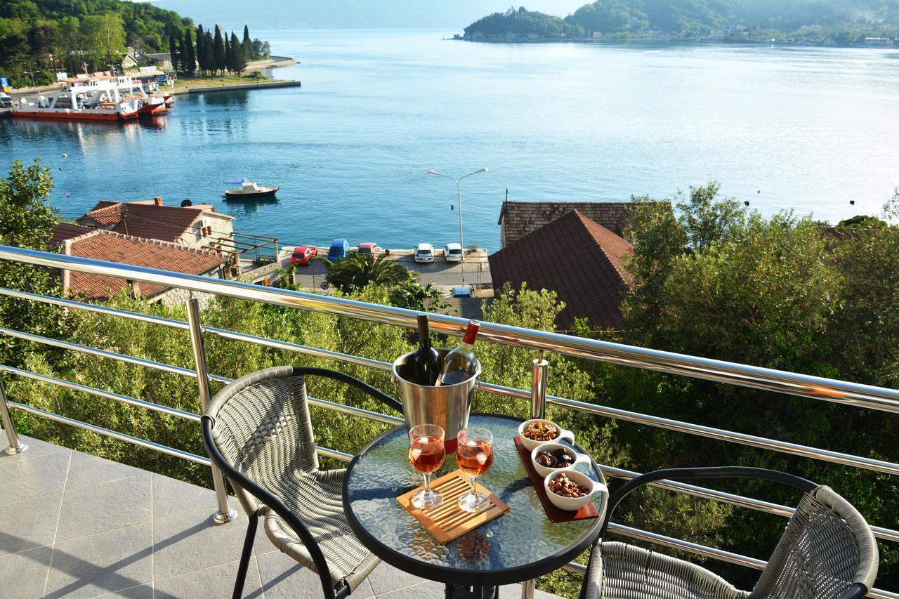 Tale House Montenegro Тиват Экстерьер фото
