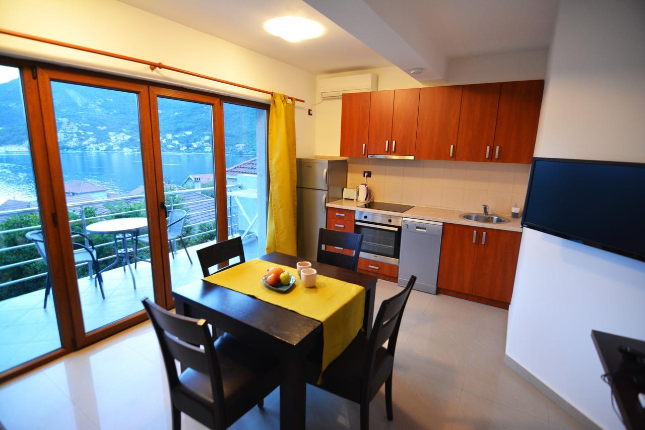 Tale House Montenegro Тиват Экстерьер фото