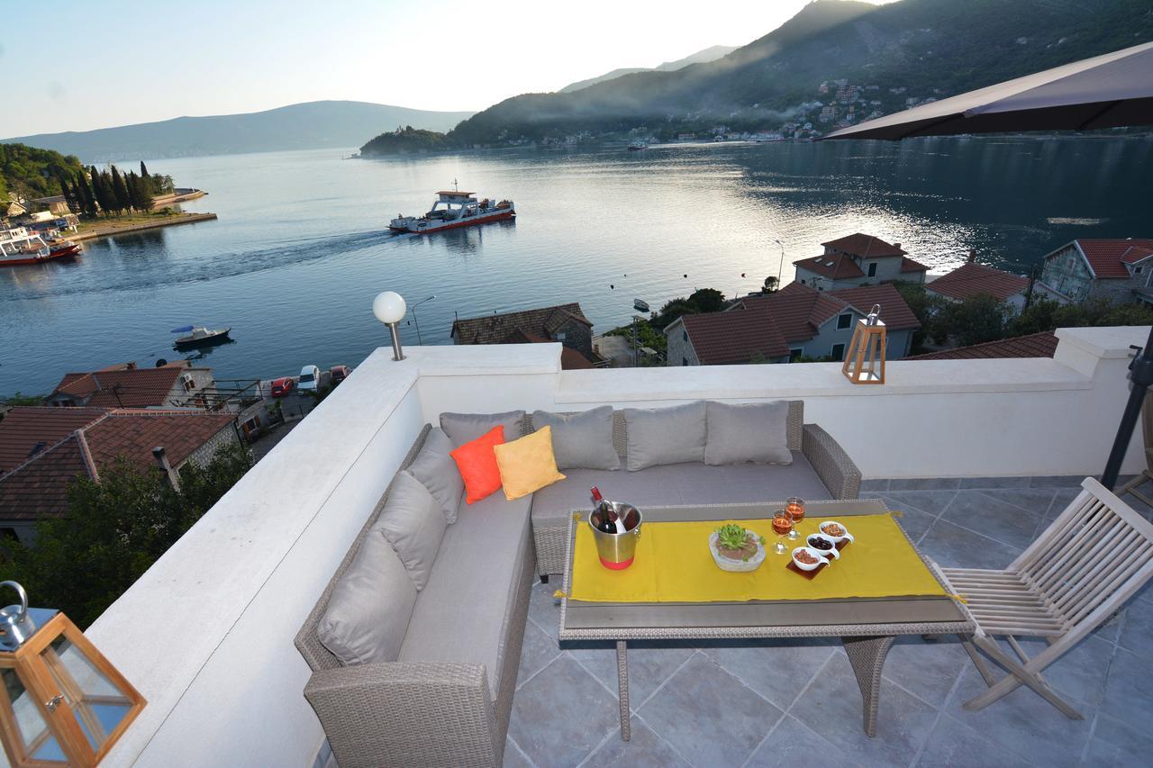 Tale House Montenegro Тиват Экстерьер фото